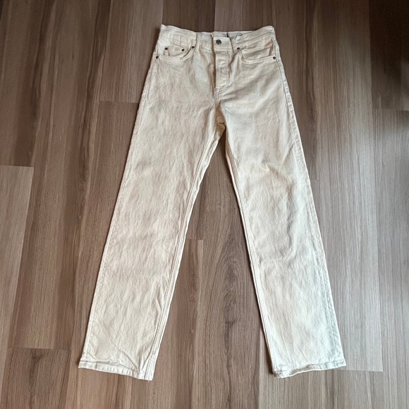 Zara Denim - NWT Zara Relaxed Straight‎ Leg Mid Rise SIZE 4 Antique Ecru Denim Jeans Womens